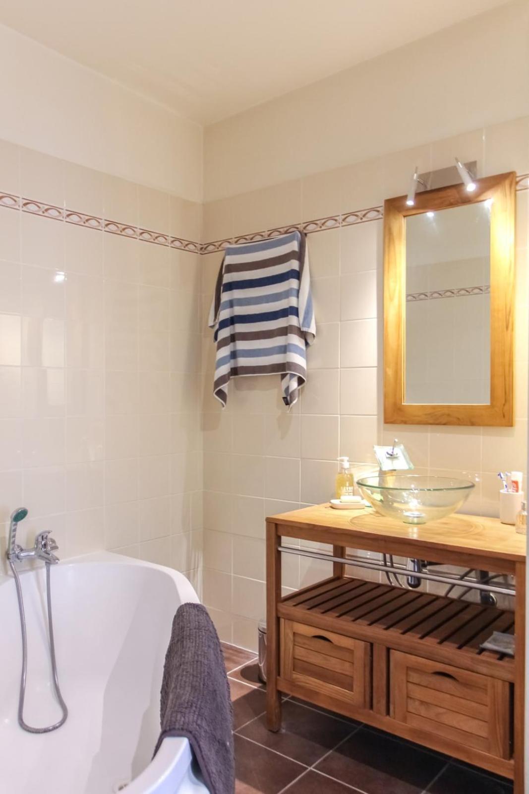 Veillon - 2 Bedrooms - City Center Niza Exterior foto